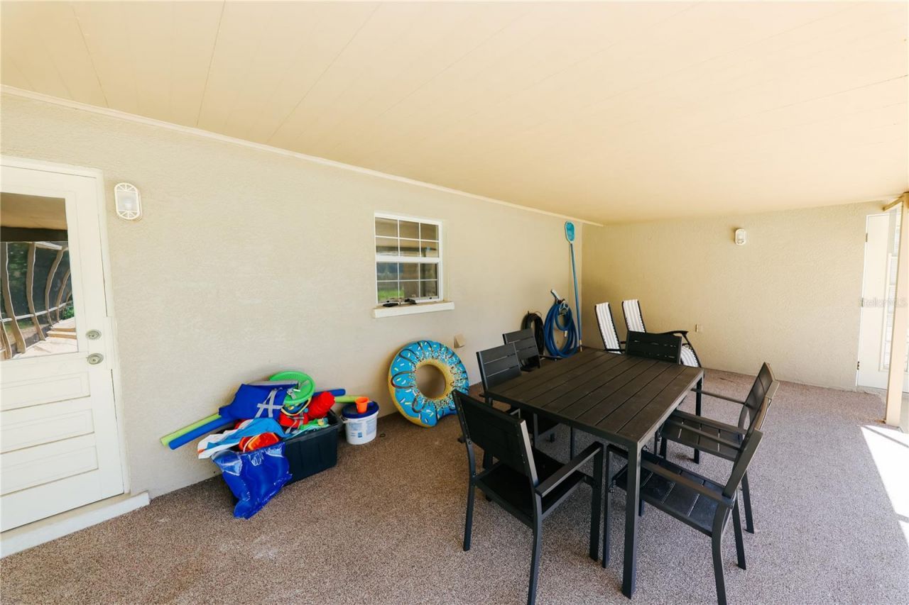 5211 24th Avenue Drive W, Bradenton, FL 34209 Photo