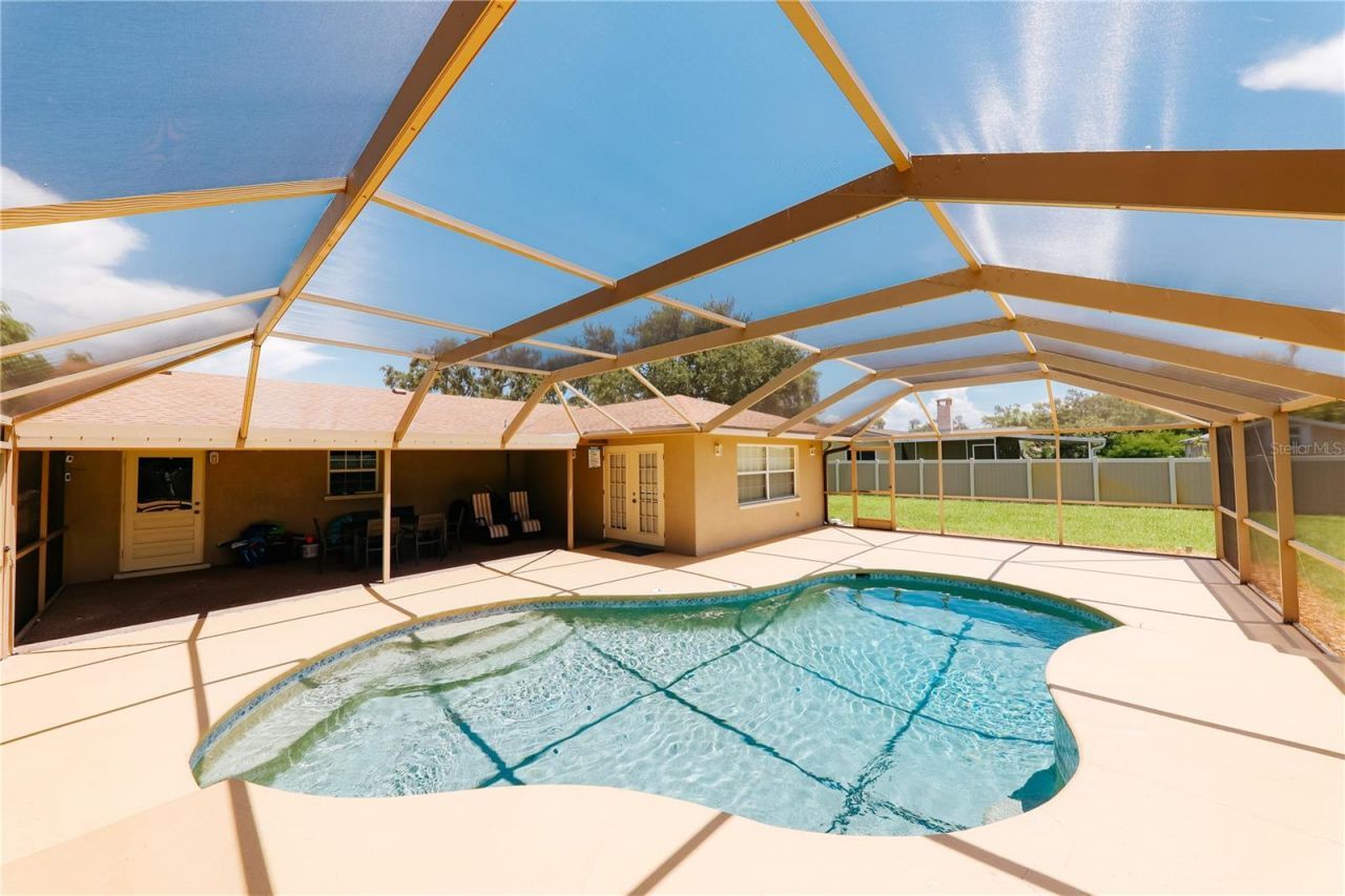 5211 24th Avenue Drive W, Bradenton, FL 34209 Photo