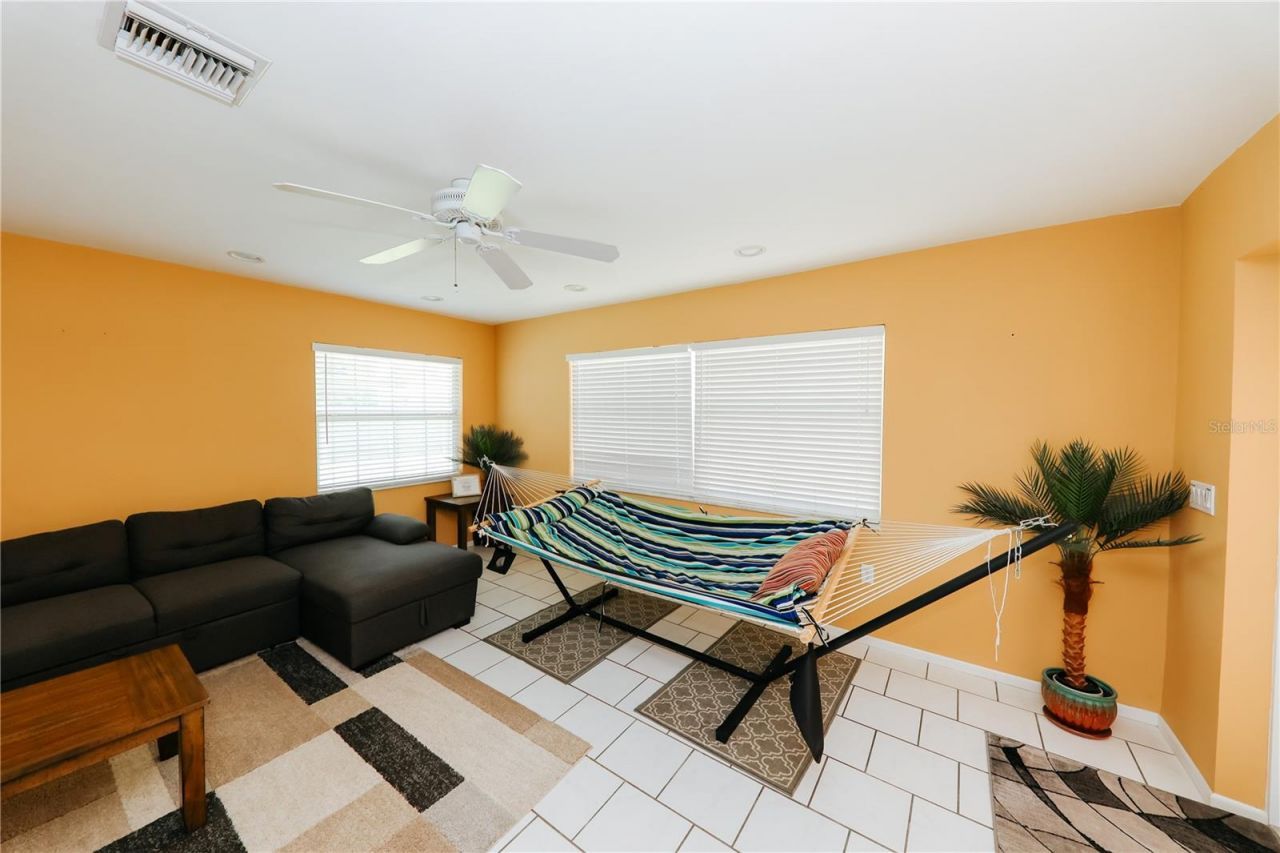 5211 24th Avenue Drive W, Bradenton, FL 34209 Photo