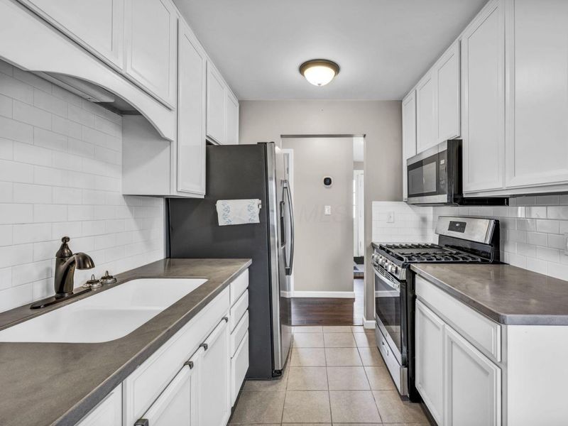 663 Teakwood Court, Galion, OH 44833 Photo 22