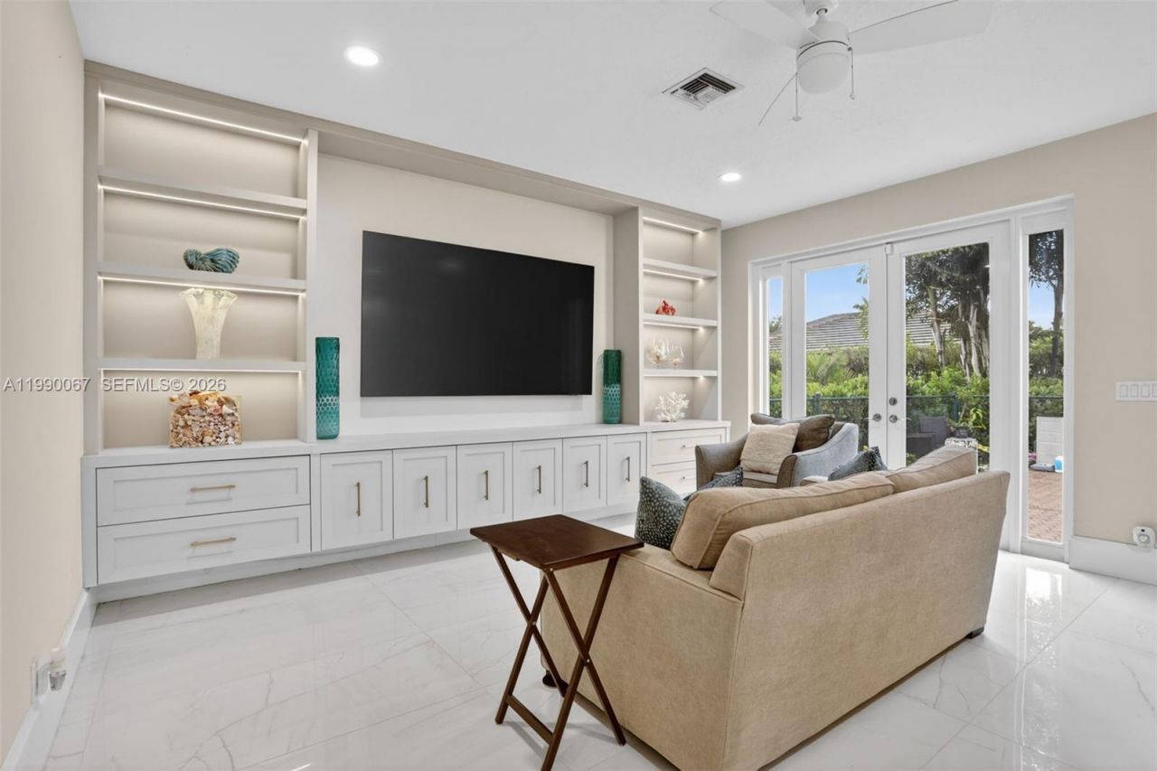 4953 Kensington Cir, Coral Springs, FL 33076 Photo