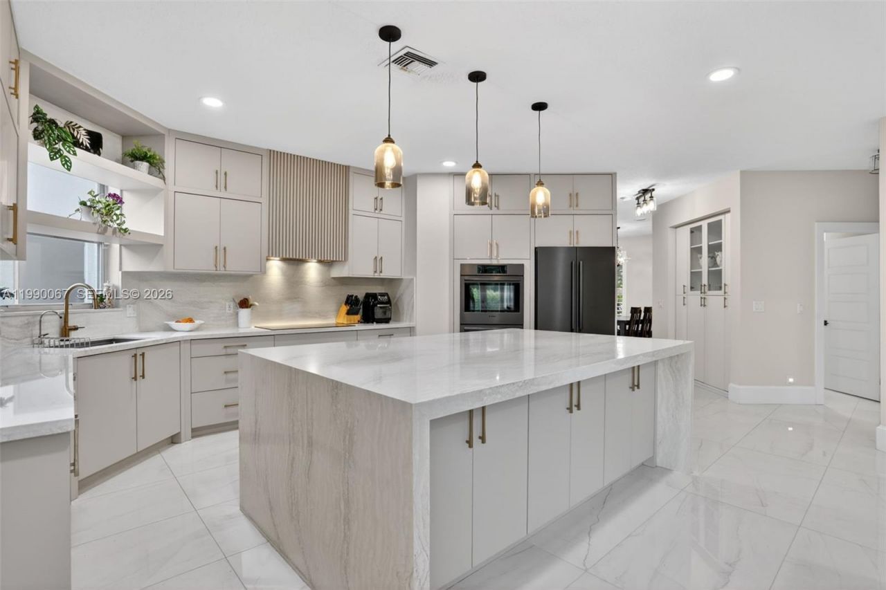 4953 Kensington Cir, Coral Springs, FL 33076 Photo