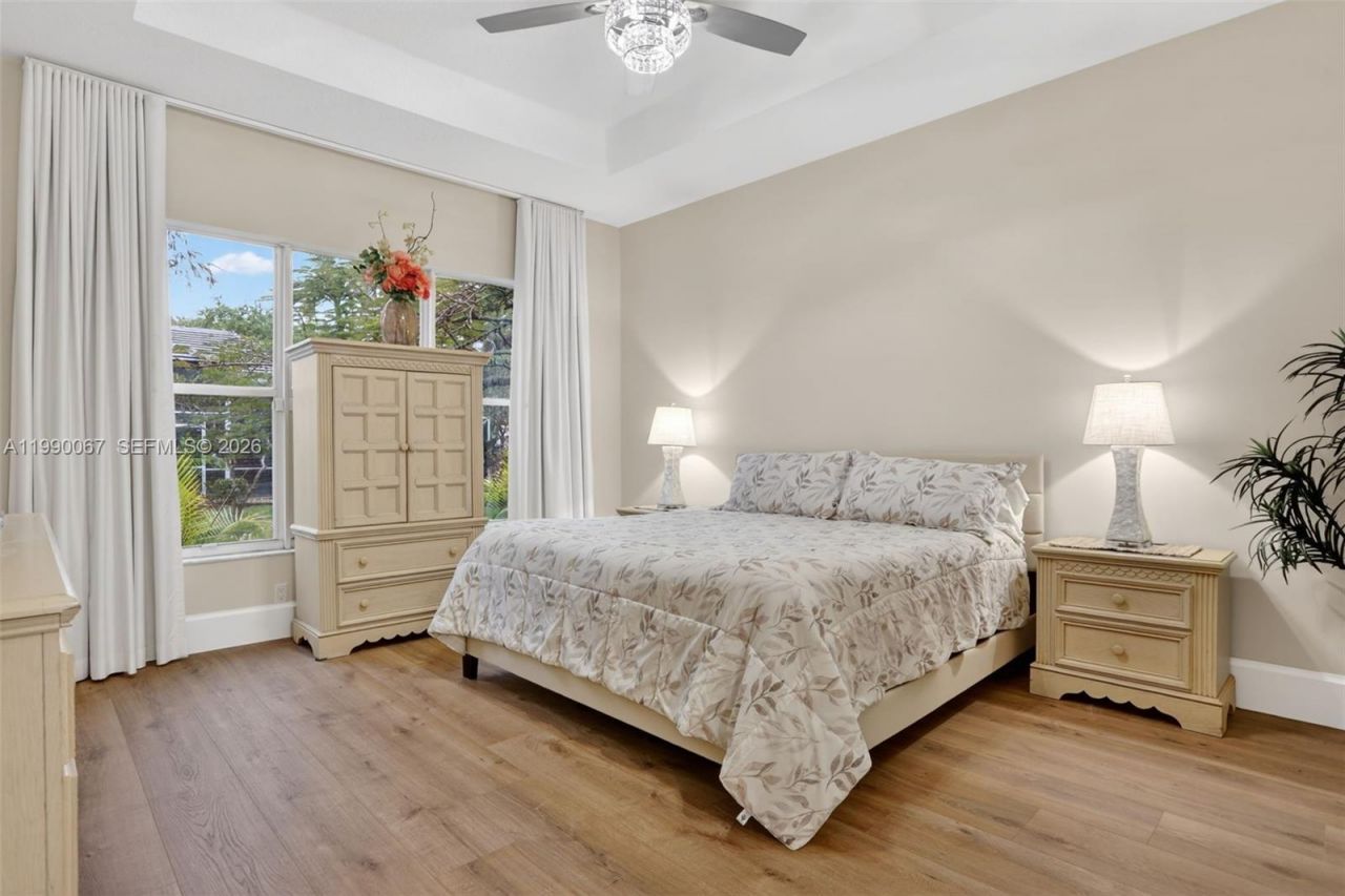 4953 Kensington Cir, Coral Springs, FL 33076 Photo