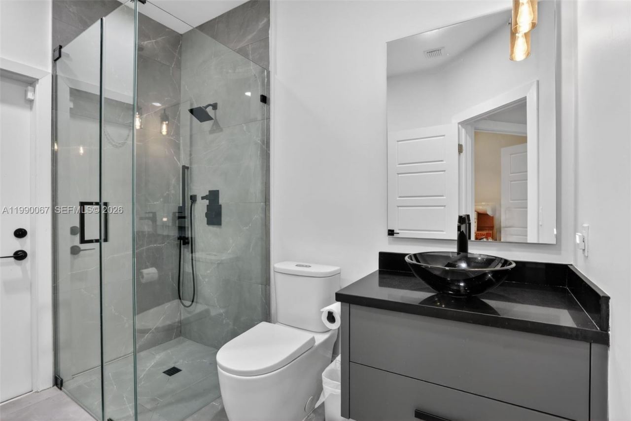 4953 Kensington Cir, Coral Springs, FL 33076 Photo