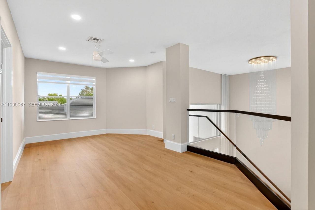 4953 Kensington Cir, Coral Springs, FL 33076 Photo