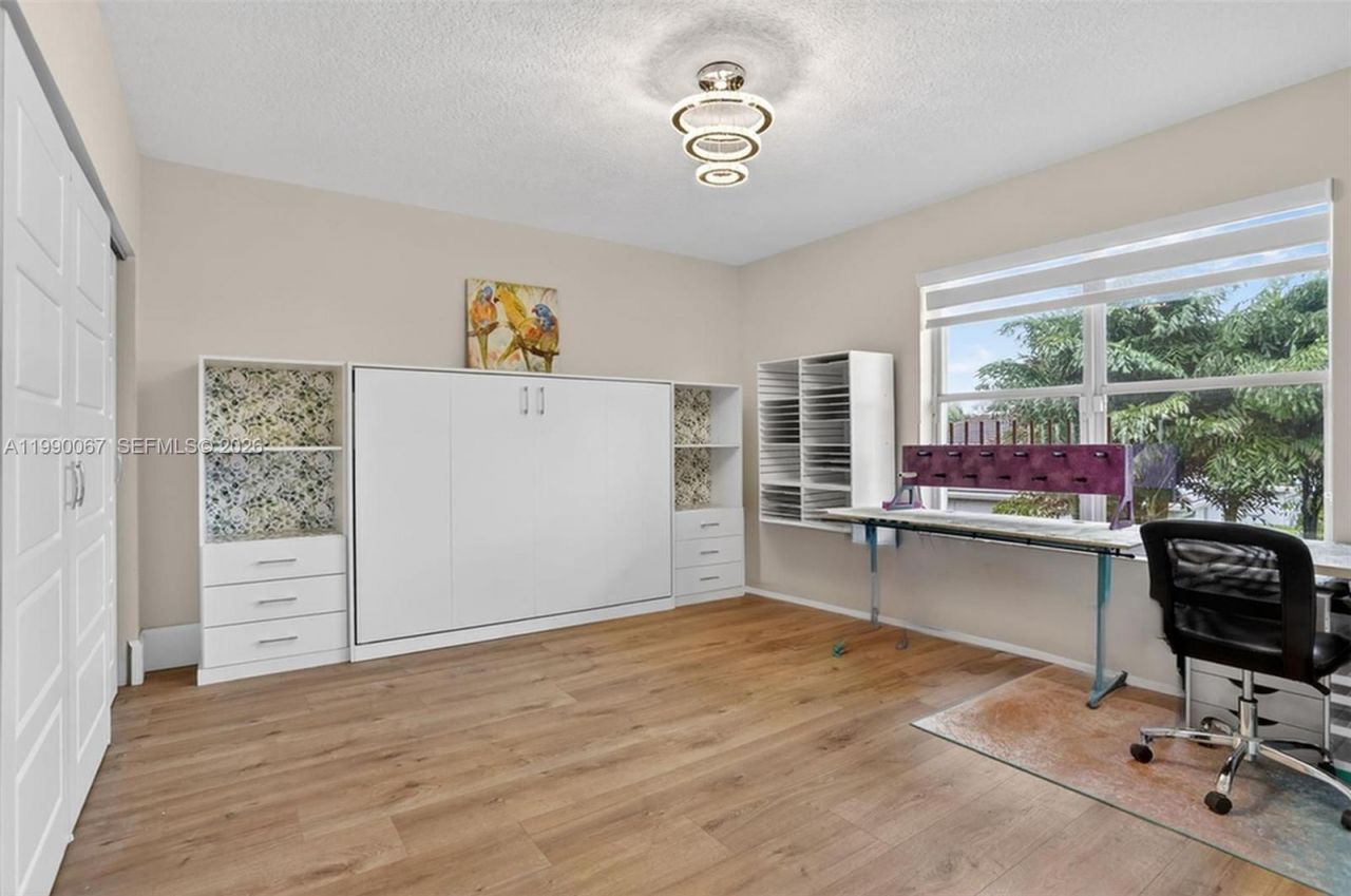 4953 Kensington Cir, Coral Springs, FL 33076 Photo