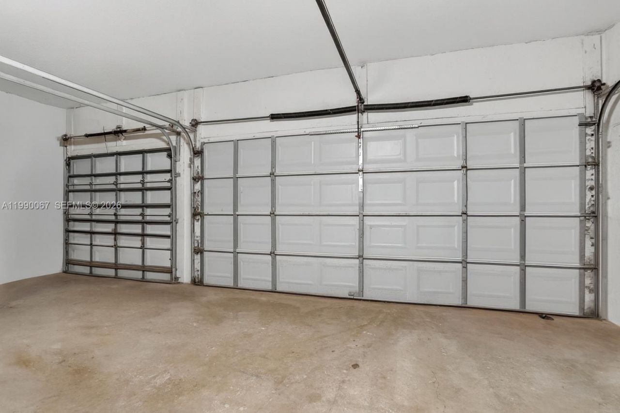 4953 Kensington Cir, Coral Springs, FL 33076 Photo