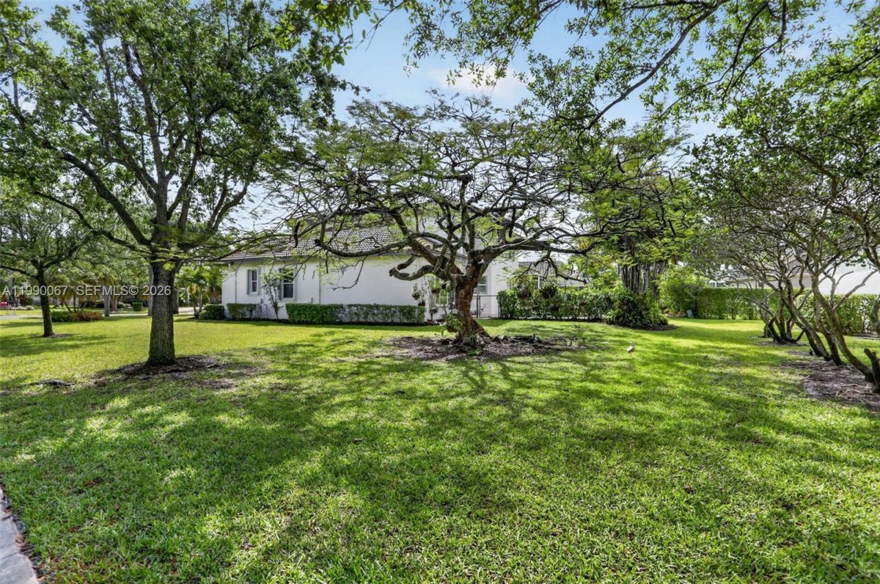 4953 Kensington Cir, Coral Springs, FL 33076 Photo