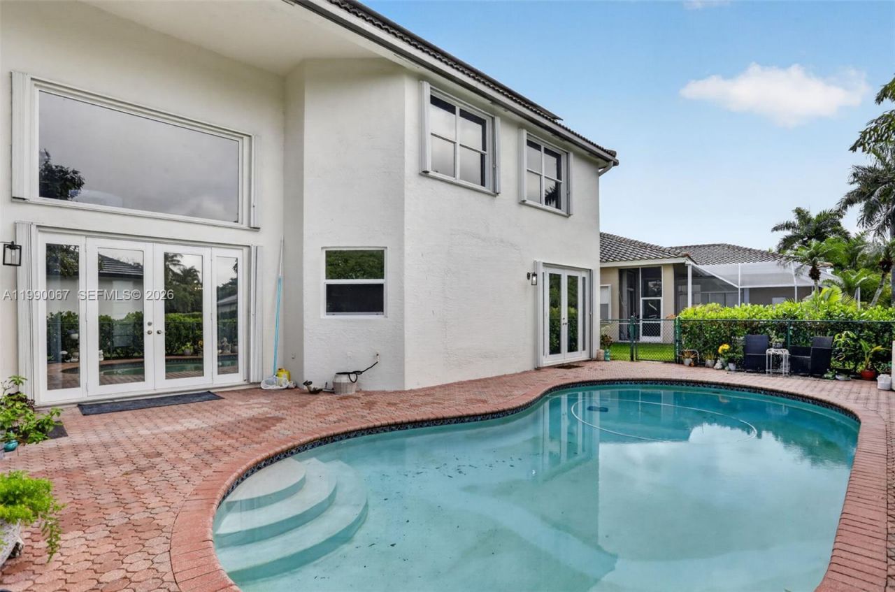 4953 Kensington Cir, Coral Springs, FL 33076 Photo