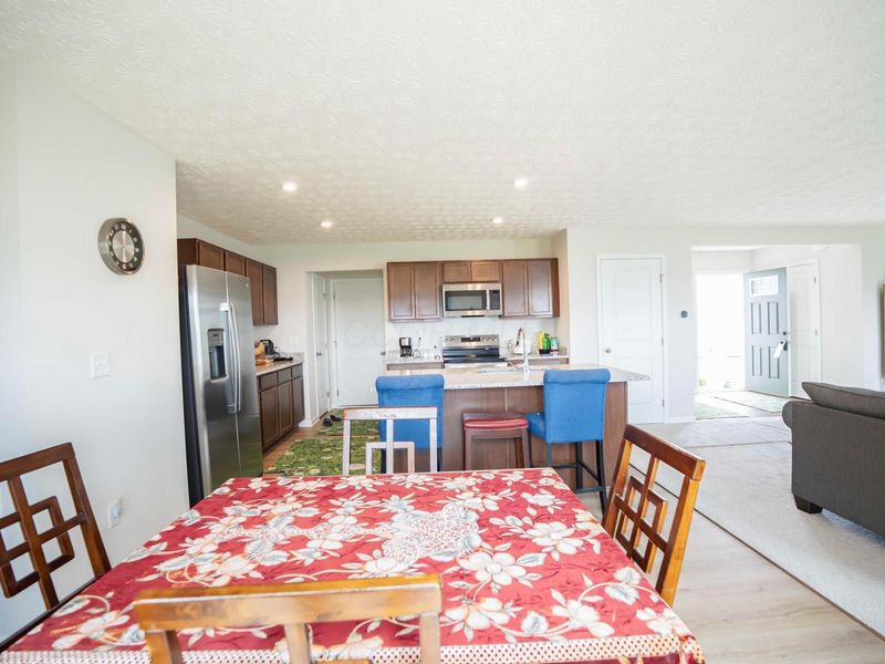 8587 Erie Loop, Canal Winchester, OH 43110 Photo 14