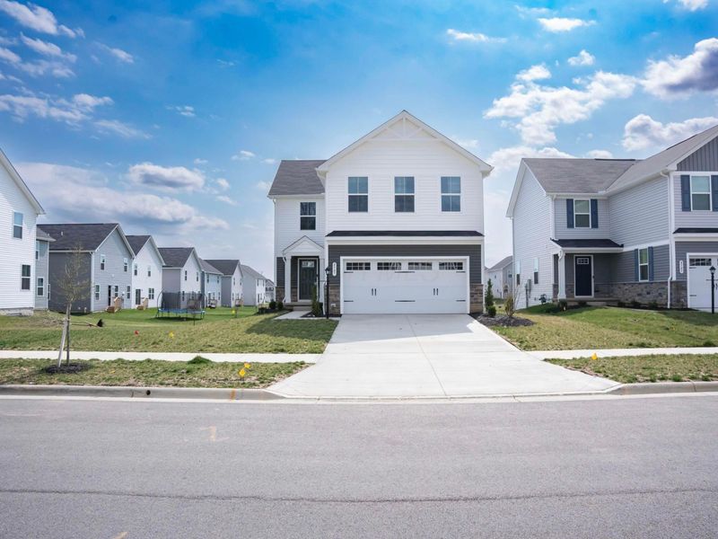 8587 Erie Loop, Canal Winchester, OH 43110 Photo 2