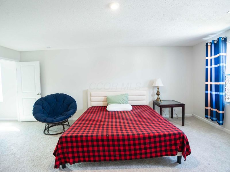 8587 Erie Loop, Canal Winchester, OH 43110 Photo 32