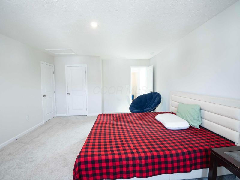 8587 Erie Loop, Canal Winchester, OH 43110 Photo 33