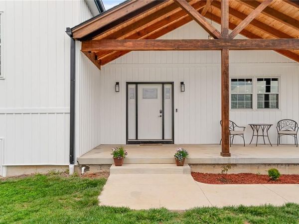 24218 NE 136th Street, Excelsior Springs, MO 64024