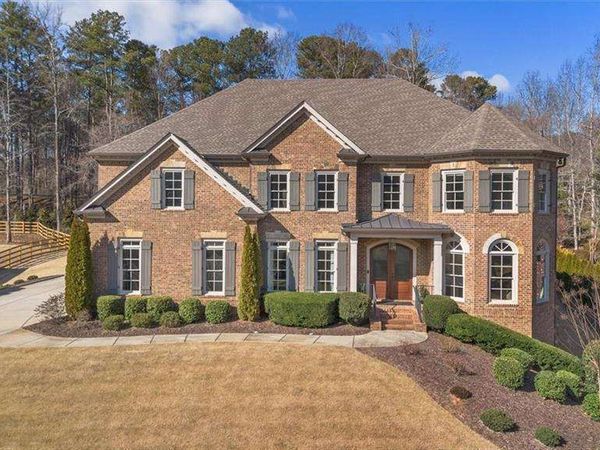 208 Windsor Green Court, Canton, GA 30115