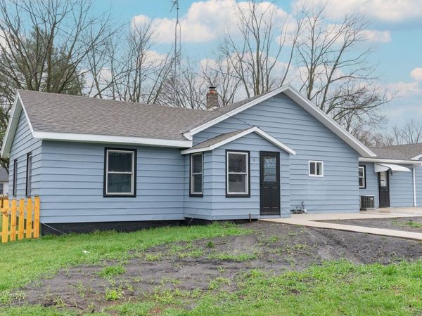 55301 Fairview Avenue, South Bend, IN 46628