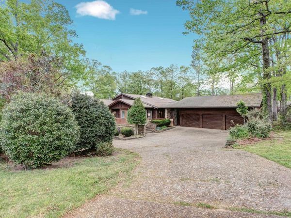 101 River Ridge Road, Little Rock, AR 72227