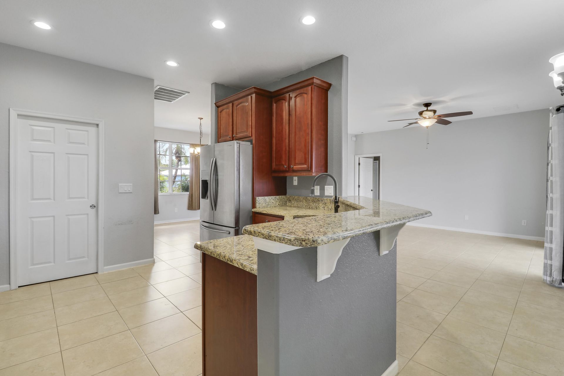 825 SW Mccracken Avenue, Port Saint Lucie, FL 34953 Photo