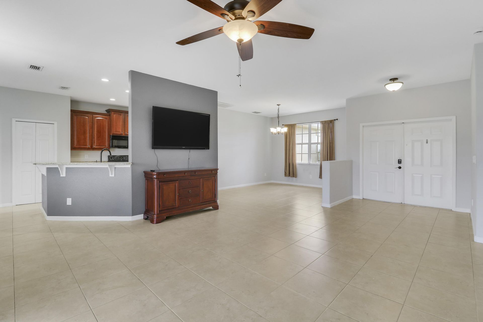 825 SW Mccracken Avenue, Port Saint Lucie, FL 34953 Photo