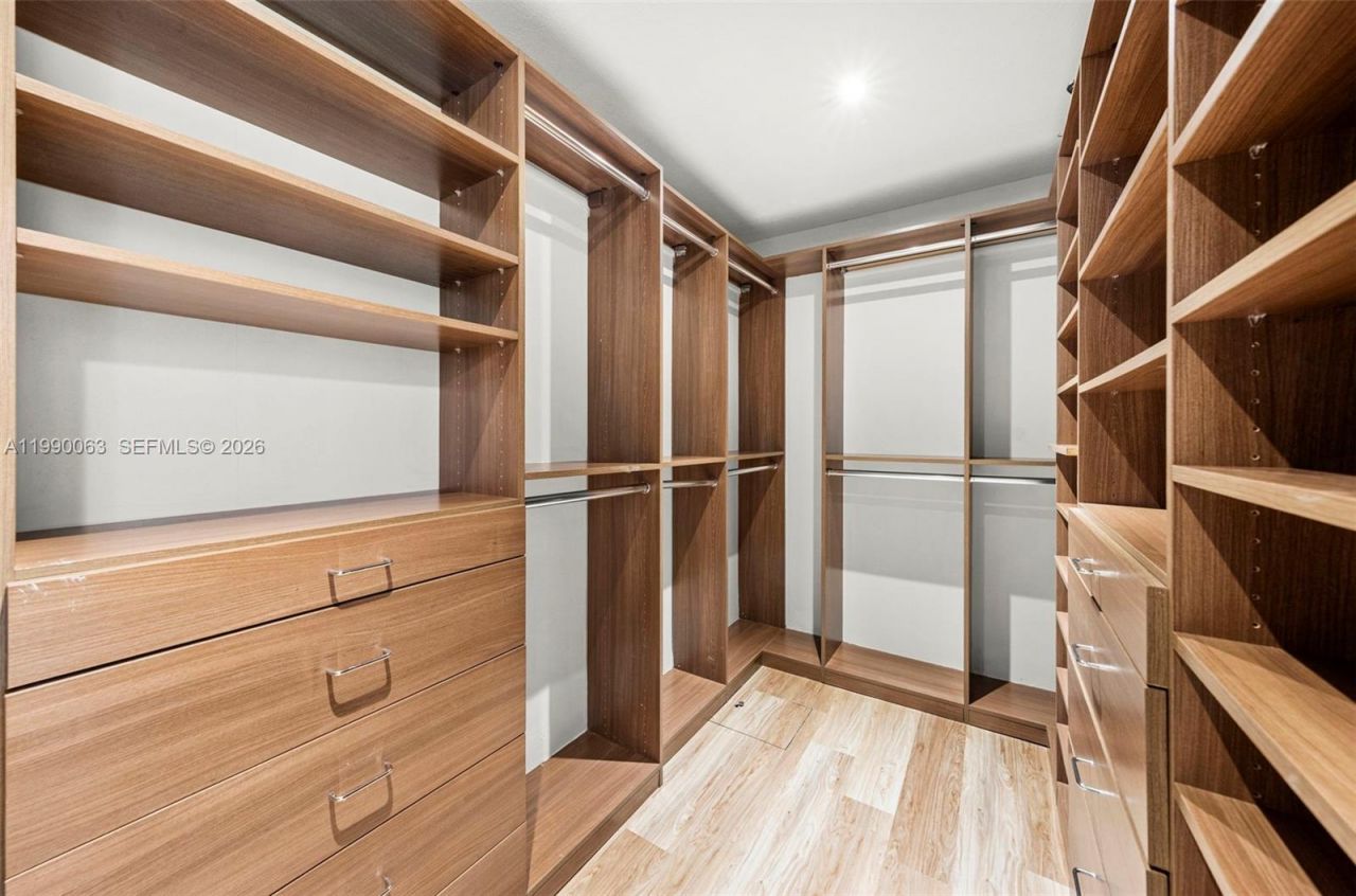 6601 SW 124th St , Pinecrest, FL 33156 Photo