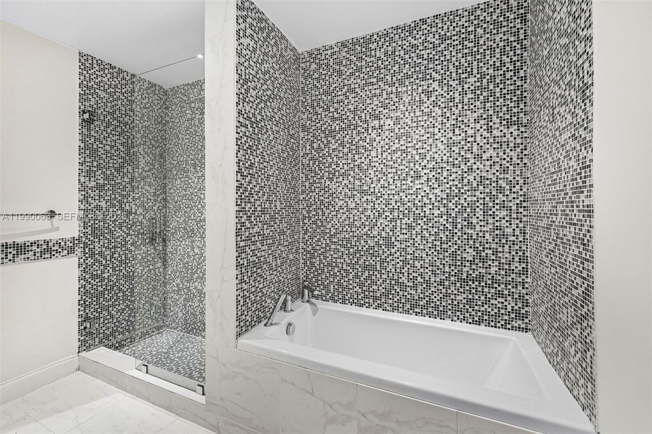 6601 SW 124th St, Pinecrest, FL 33156 Photo