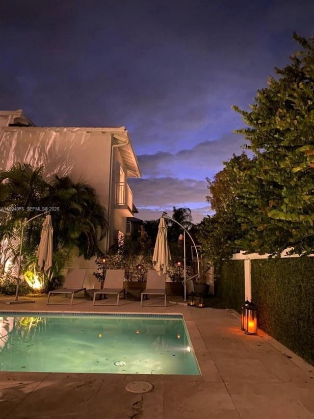 8 Turtle Walk , Unit 8, Key Biscayne, FL 33149 Photo