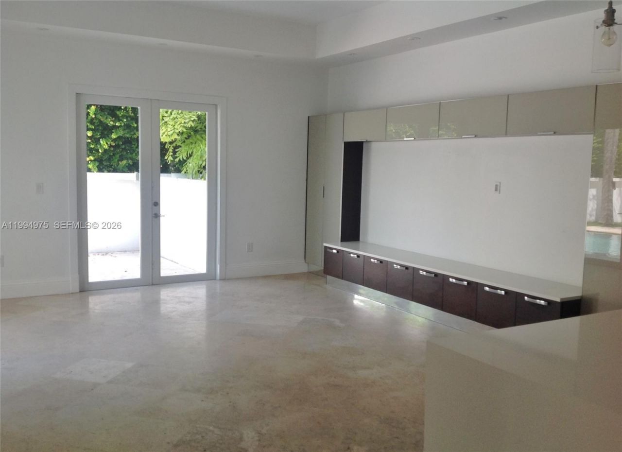 8 Turtle Walk , Unit 8, Key Biscayne, FL 33149 Photo