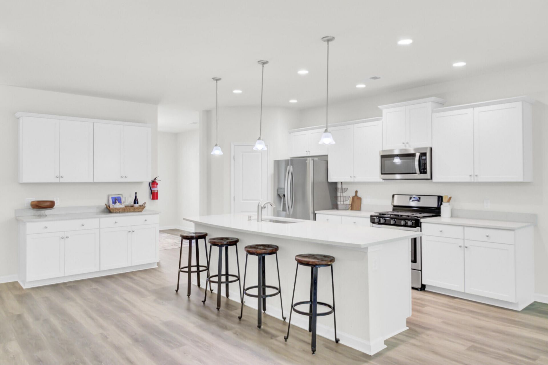 2007 Elvington Road Photo 10