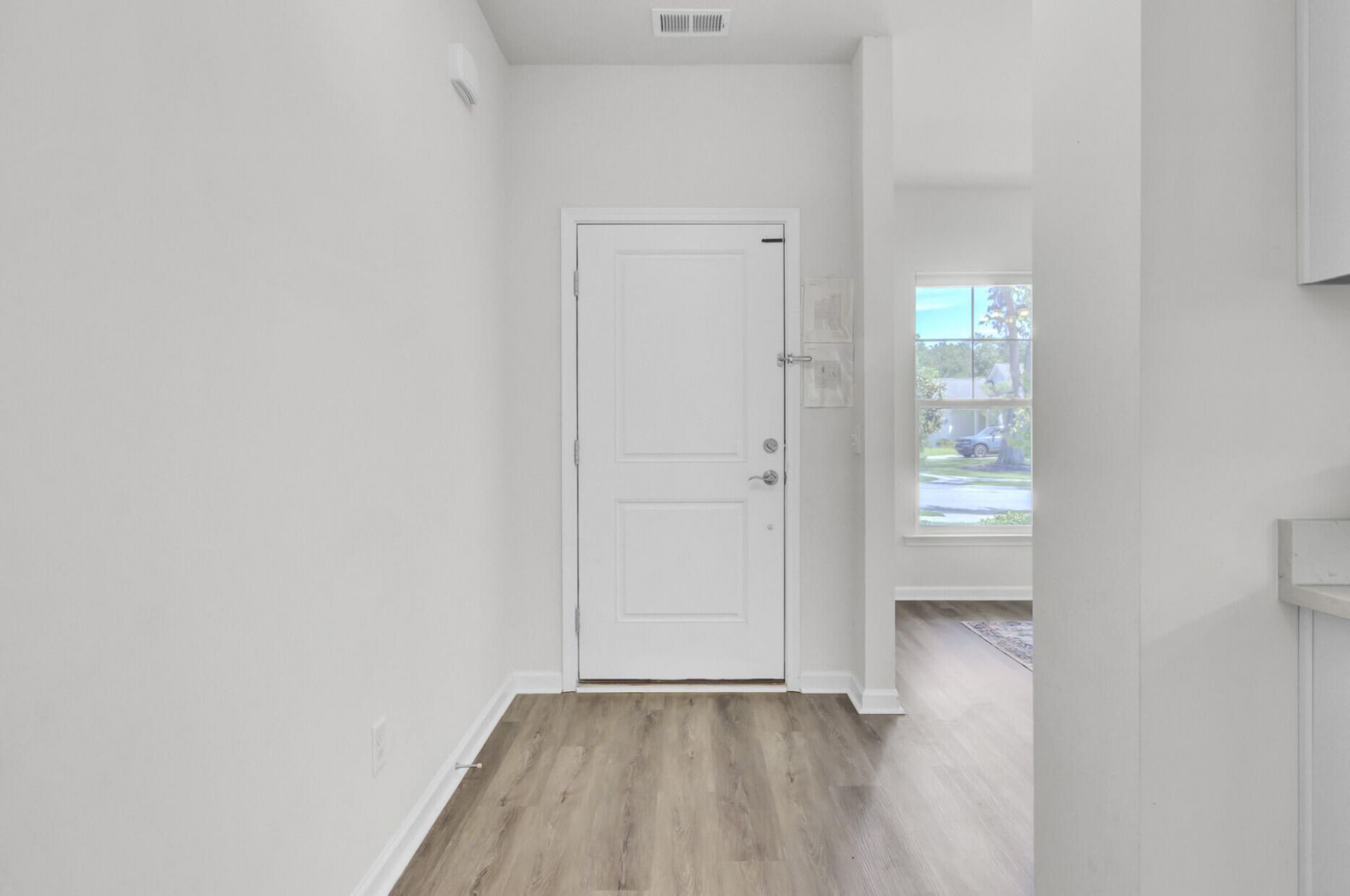 2007 Elvington Road Photo 14