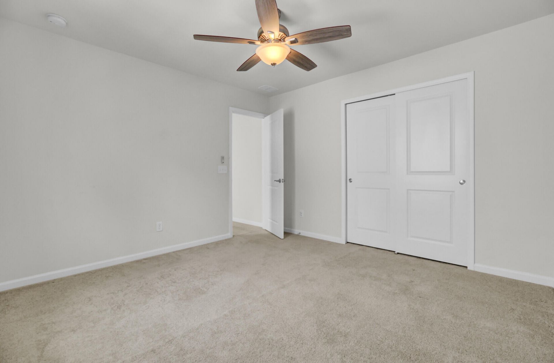 2007 Elvington Road Photo 18