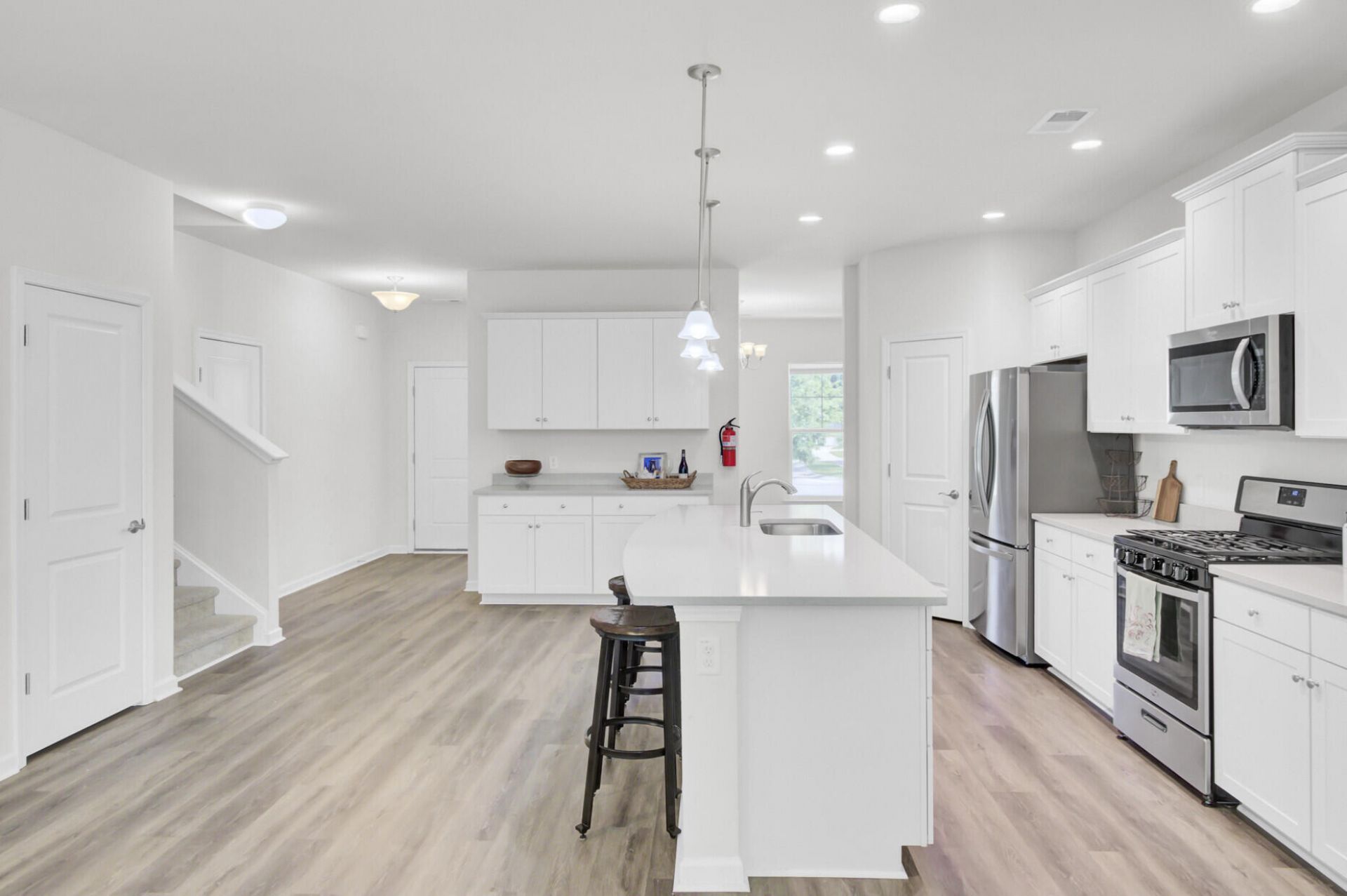 2007 Elvington Road Photo 27