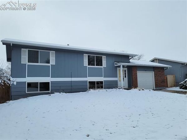 7240 Goldfield Drive, Colorado Springs, CO 80911