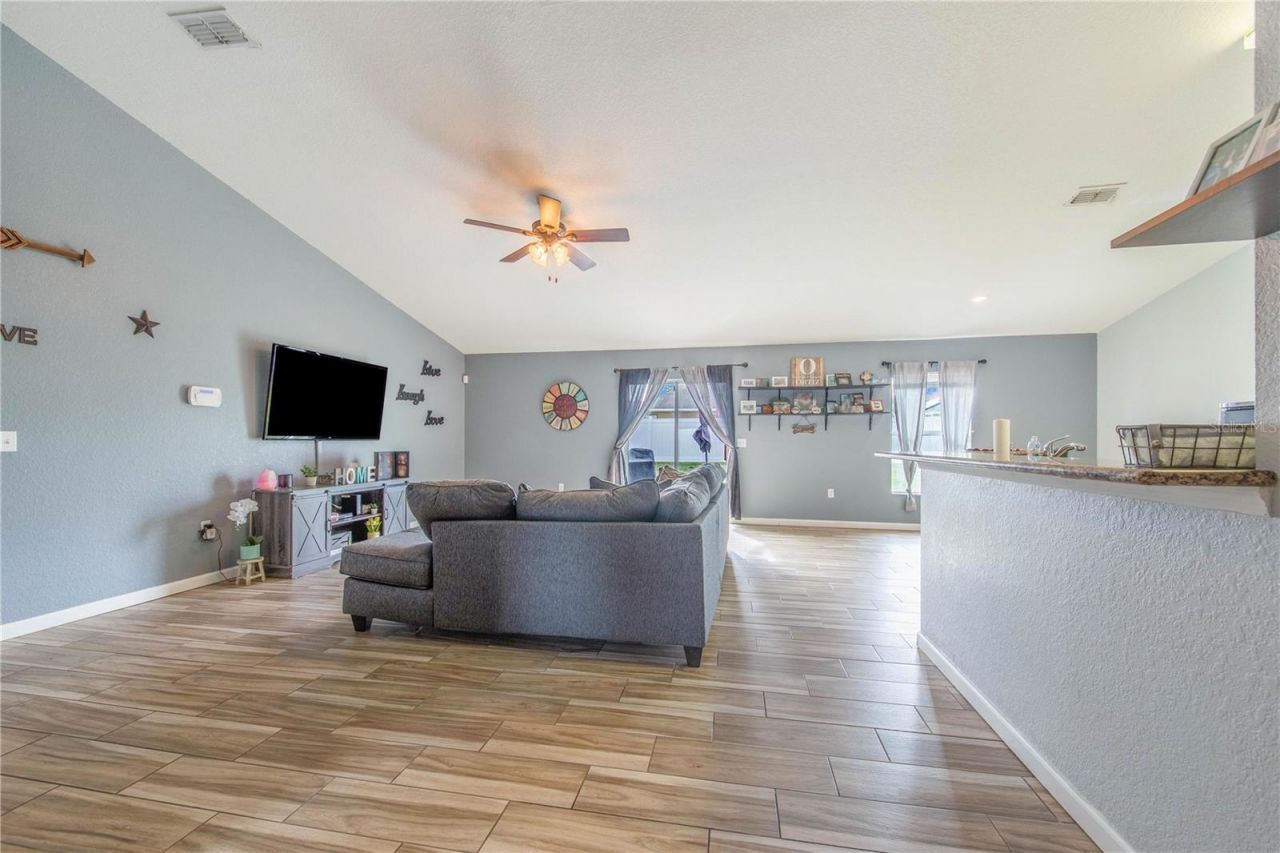 1729 Pebble Beach Street , Winter Haven, FL 33881 Photo