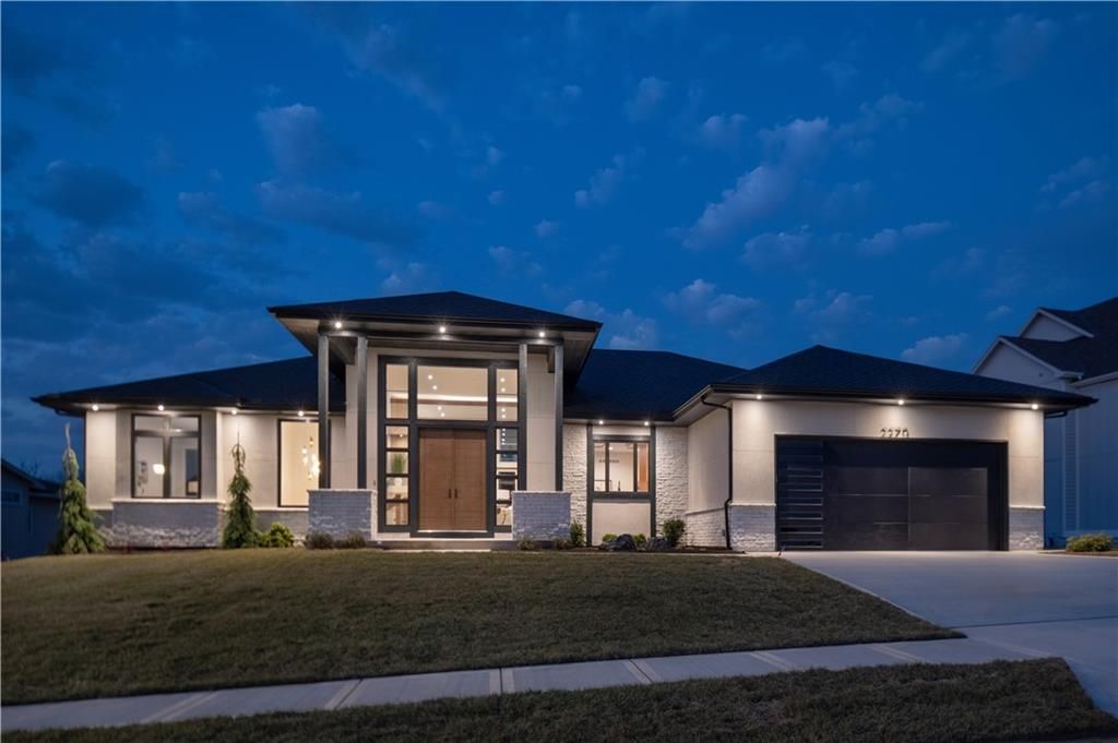 2270 NW Palisades Drive, Riverside, MO 64150 Main Photo