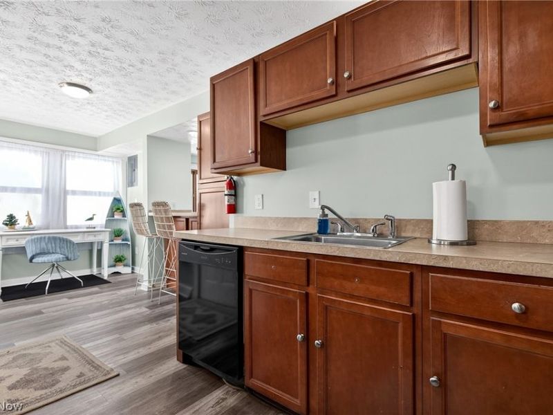 206 Fairfax Road, Vermilion, OH 44089 Photo 10