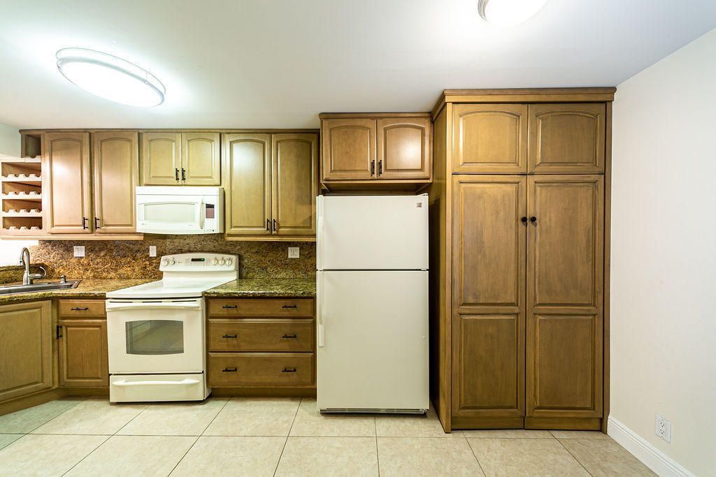 6 Royal Palm Way, Unit 102, Boca Raton, FL 33432 Photo