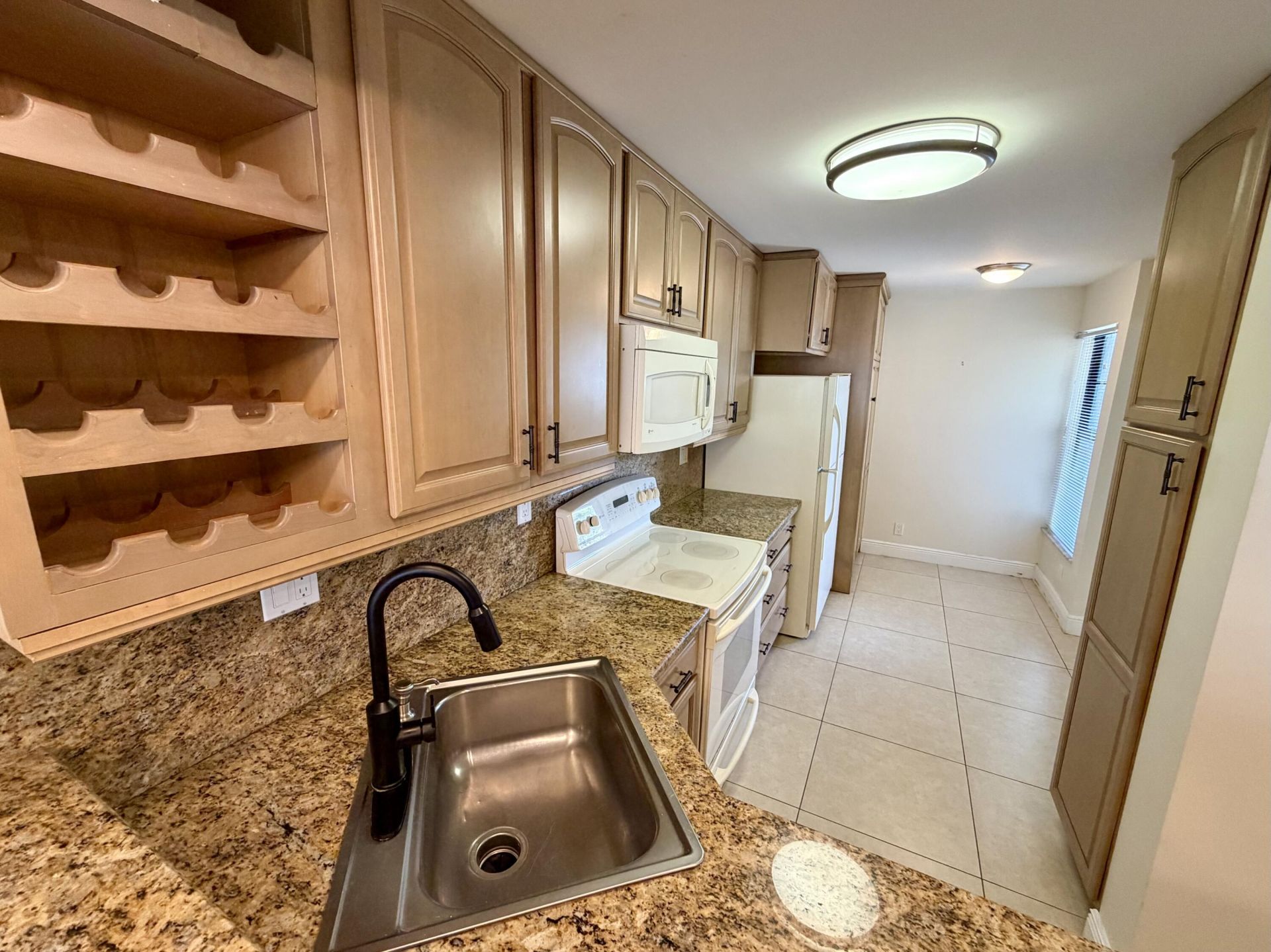 6 Royal Palm Way, Unit 102, Boca Raton, FL 33432 Photo
