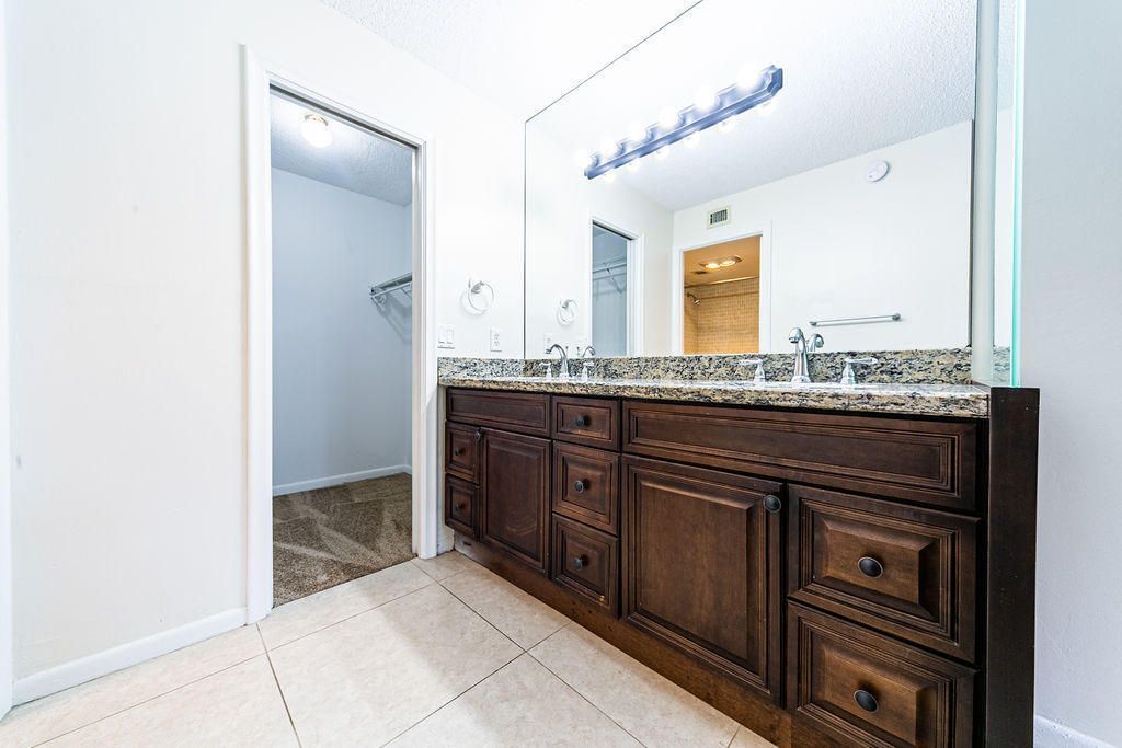 6 Royal Palm Way, Unit 102, Boca Raton, FL 33432 Photo