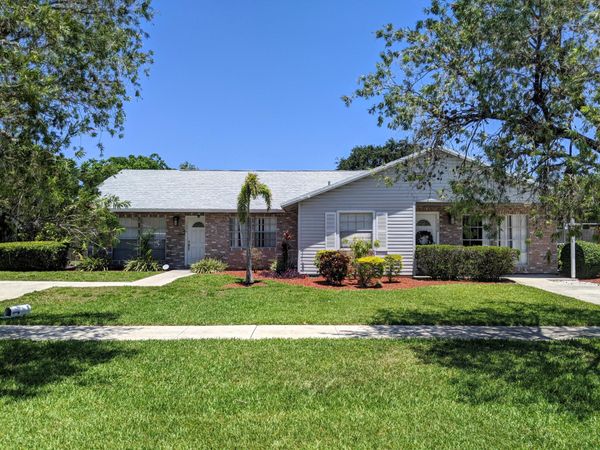 1350 Riverside Circle, Units A An, Wellington, FL 33414