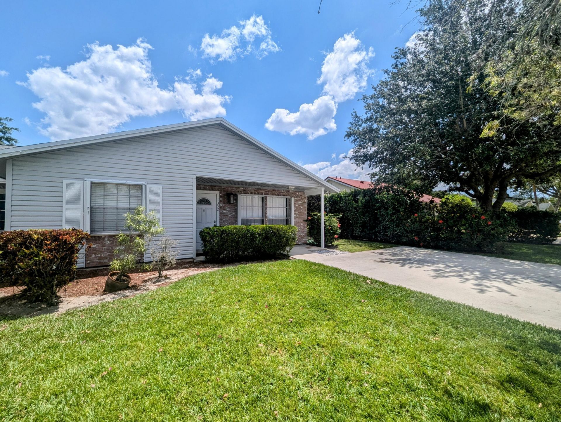 1350 Riverside Circle, Unit Units A An, Wellington, FL 33414 Photo