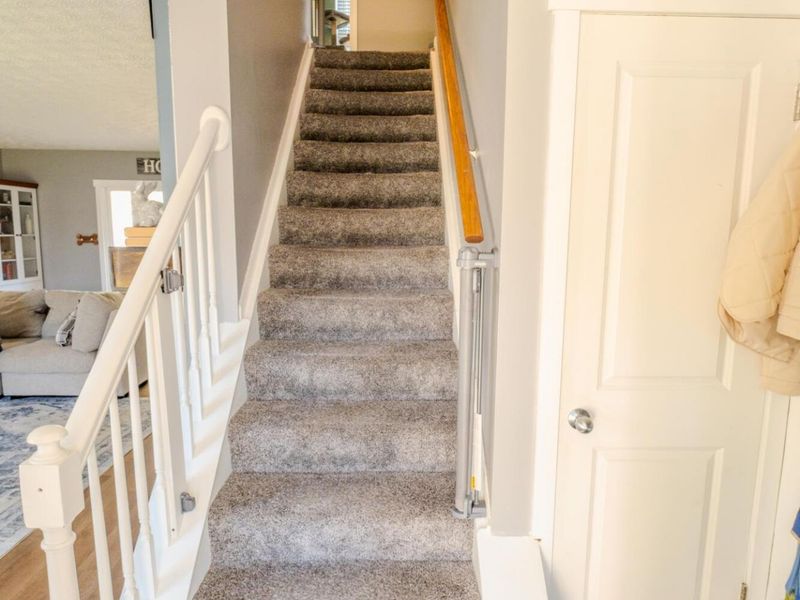 6614 Winbarr Way , Canal Winchester, OH 43110 Photo 14