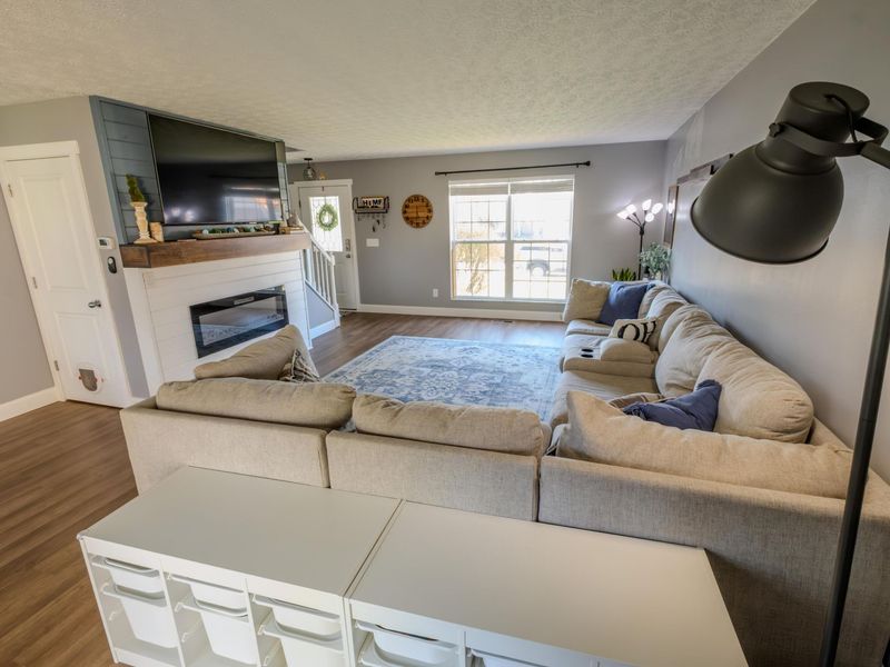 6614 Winbarr Way , Canal Winchester, OH 43110 Photo 6