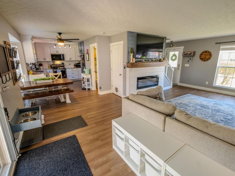 6614 Winbarr Way , Canal Winchester, OH 43110 Photo 7