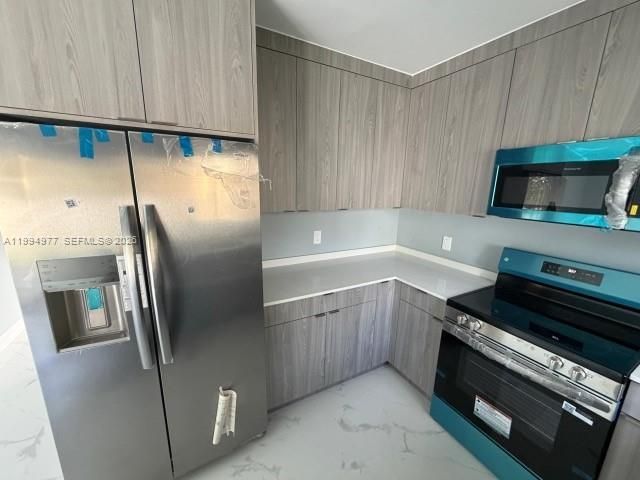 644 NW 6th Ct , Hallandale Beach, FL 33009 Photo