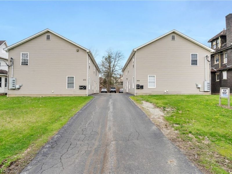 836 Michigan Avenue, Youngstown, OH 44504 Photo 2