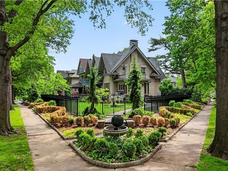 Property Image 28