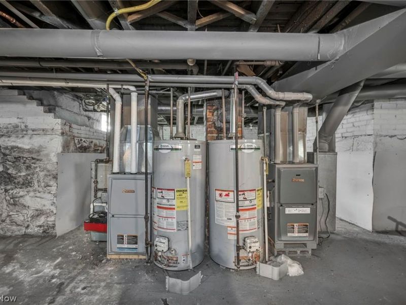 228 Gates, Elyria, OH 44035 Photo 32