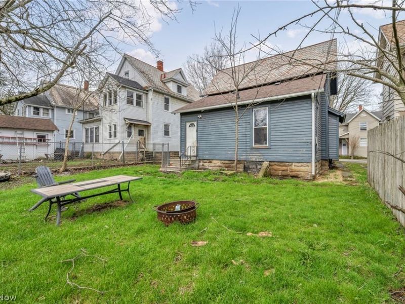 228 Gates, Elyria, OH 44035 Photo 38