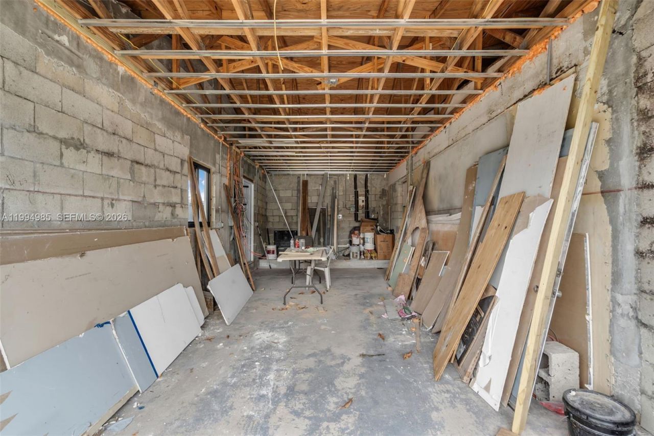 1830 NW 26th Ter, Fort Lauderdale, FL 33311 Photo