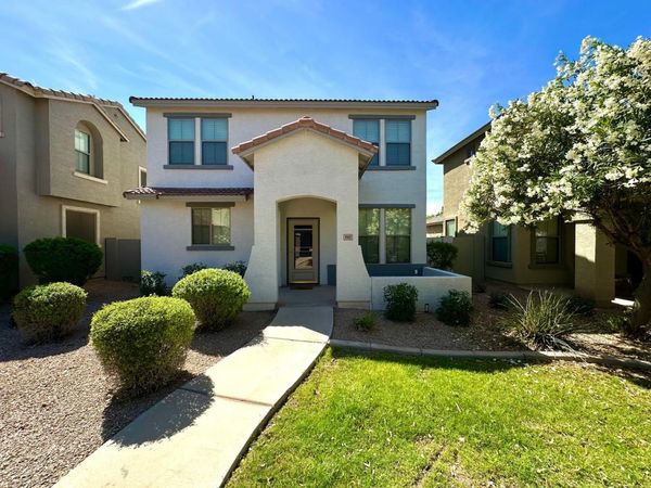 1912 E Loma Vista Street, Gilbert, AZ 85295